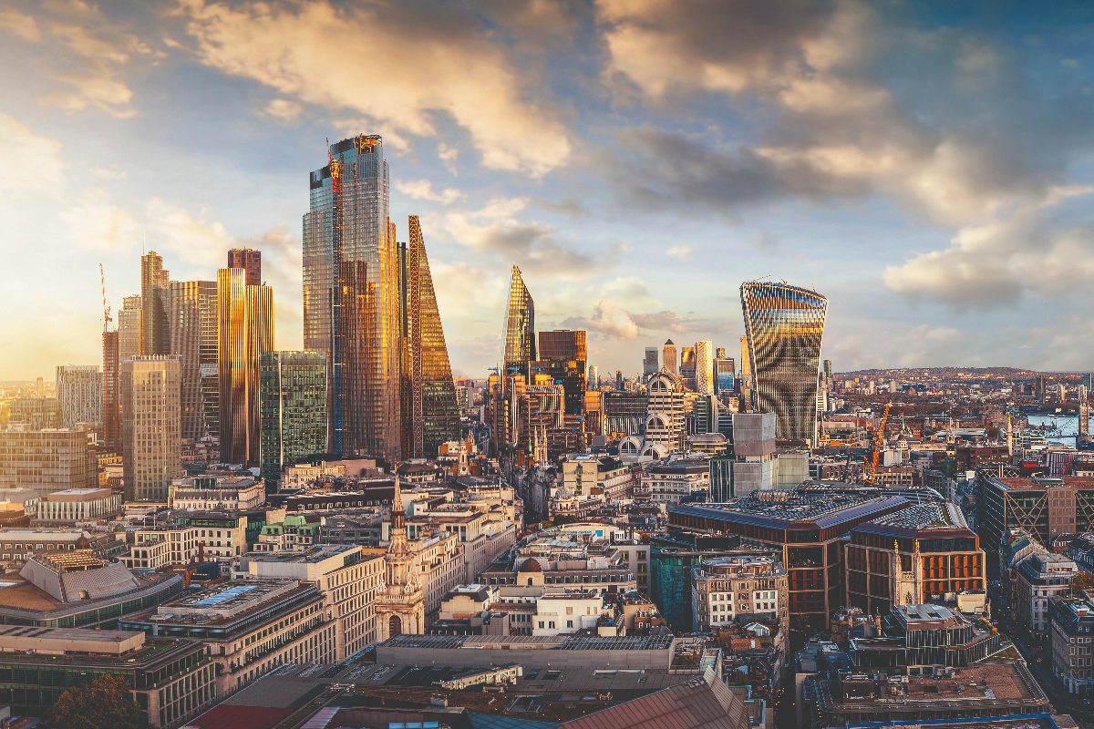 Des milliers de personnes défilent à Londres pour protester contre les projets d’identification numérique