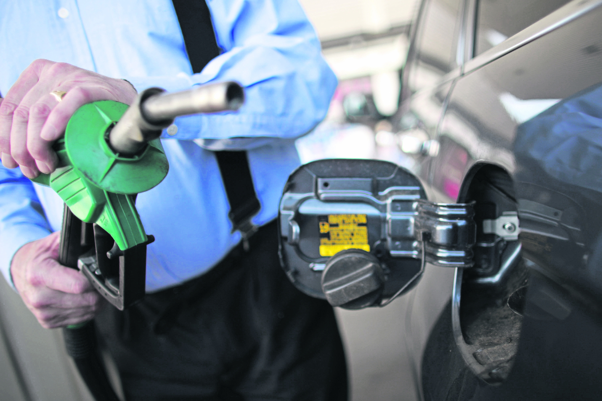 “Il n’est pas nécessaire d’agir” sur les taxes sur les carburants, déclare le ministre du Travail