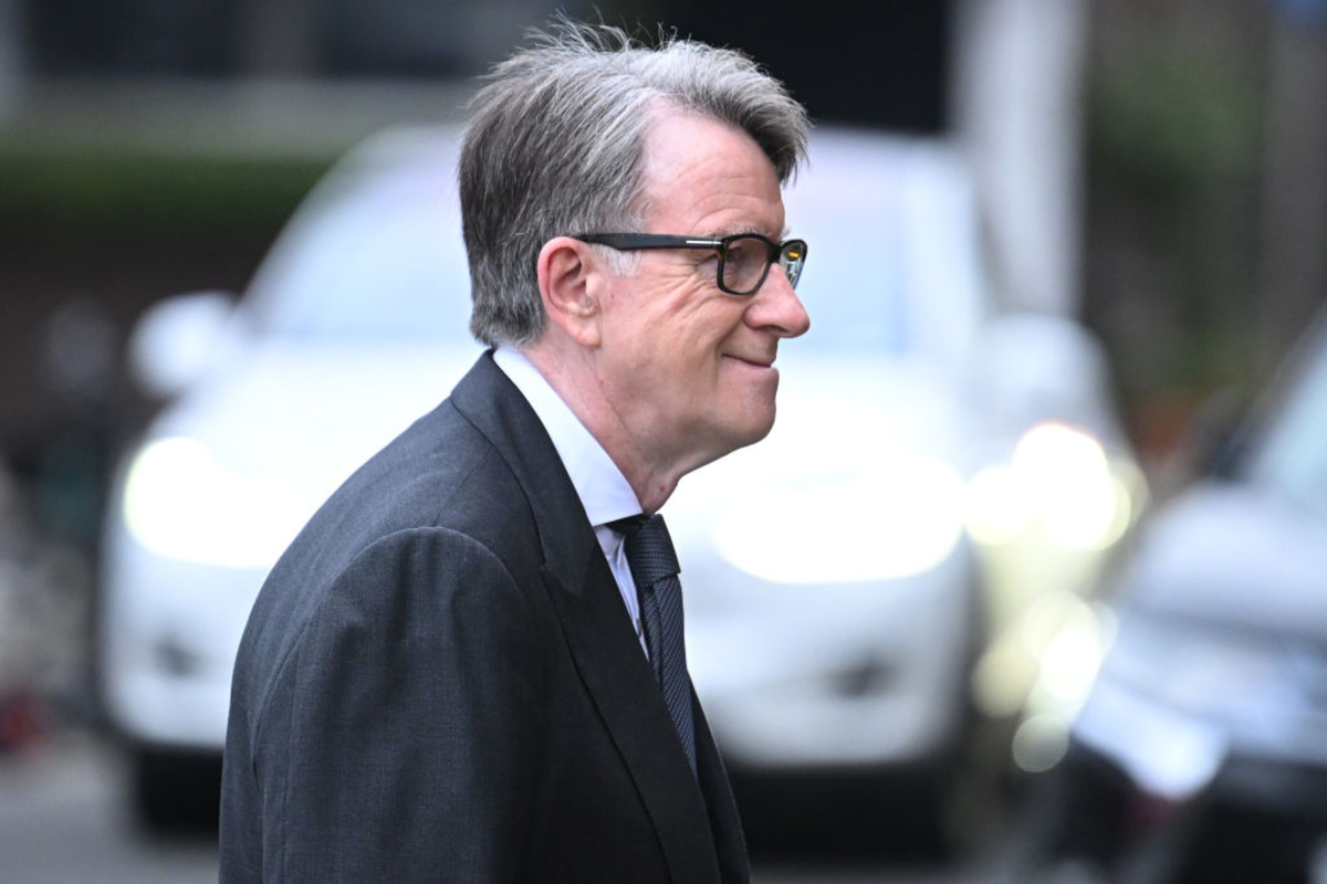 Robbins va se défendre contre le contrôle de Mandelson