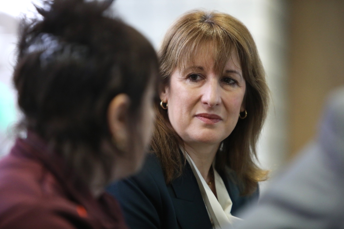 “La guerre en Iran aura un coût”, prévient Reeves aux entreprises britanniques